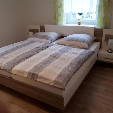 Ferienwohnung Karlguth Neustadt in Sachsen Buitenkant foto