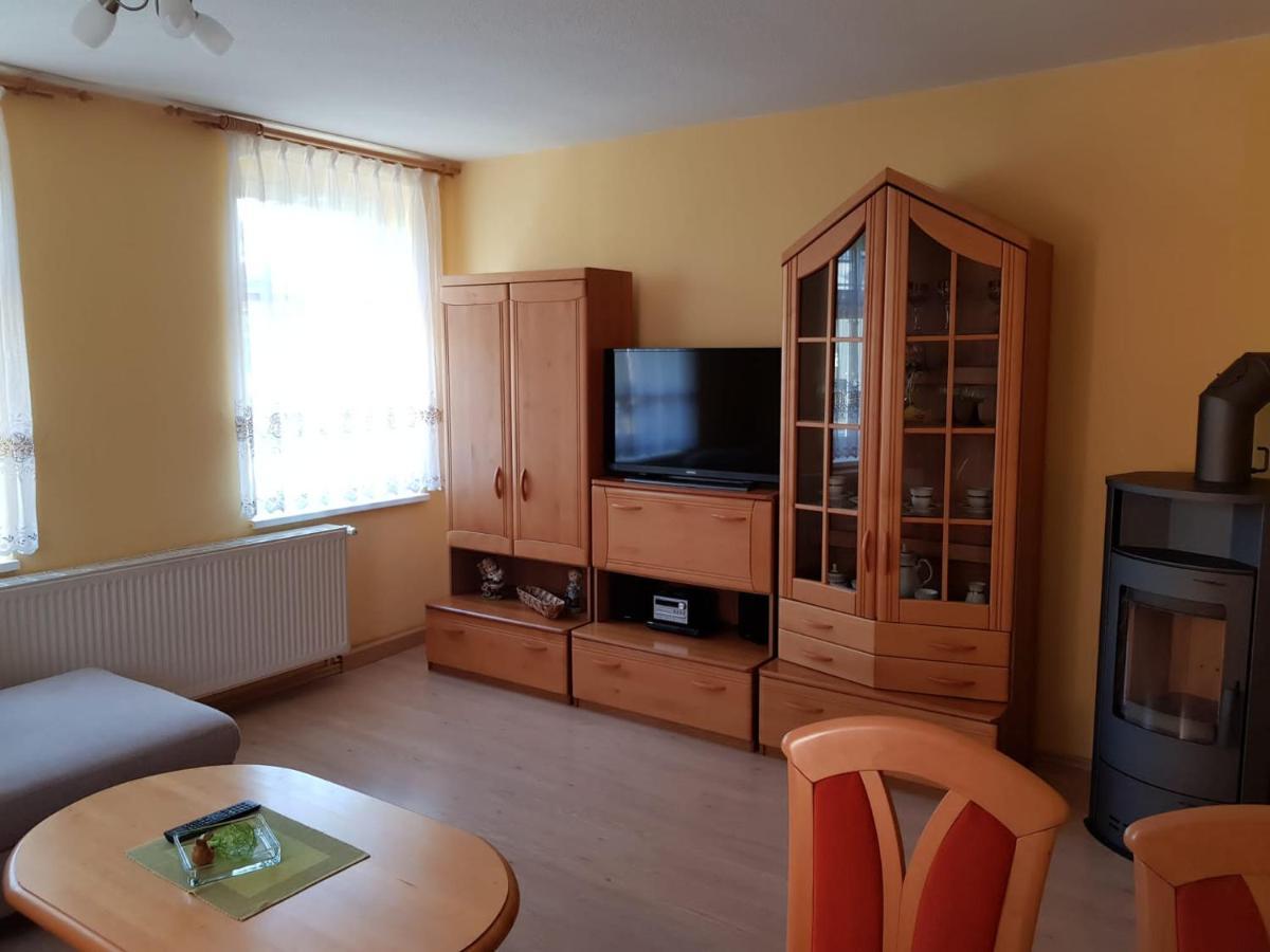 Ferienwohnung Karlguth Neustadt in Sachsen Buitenkant foto
