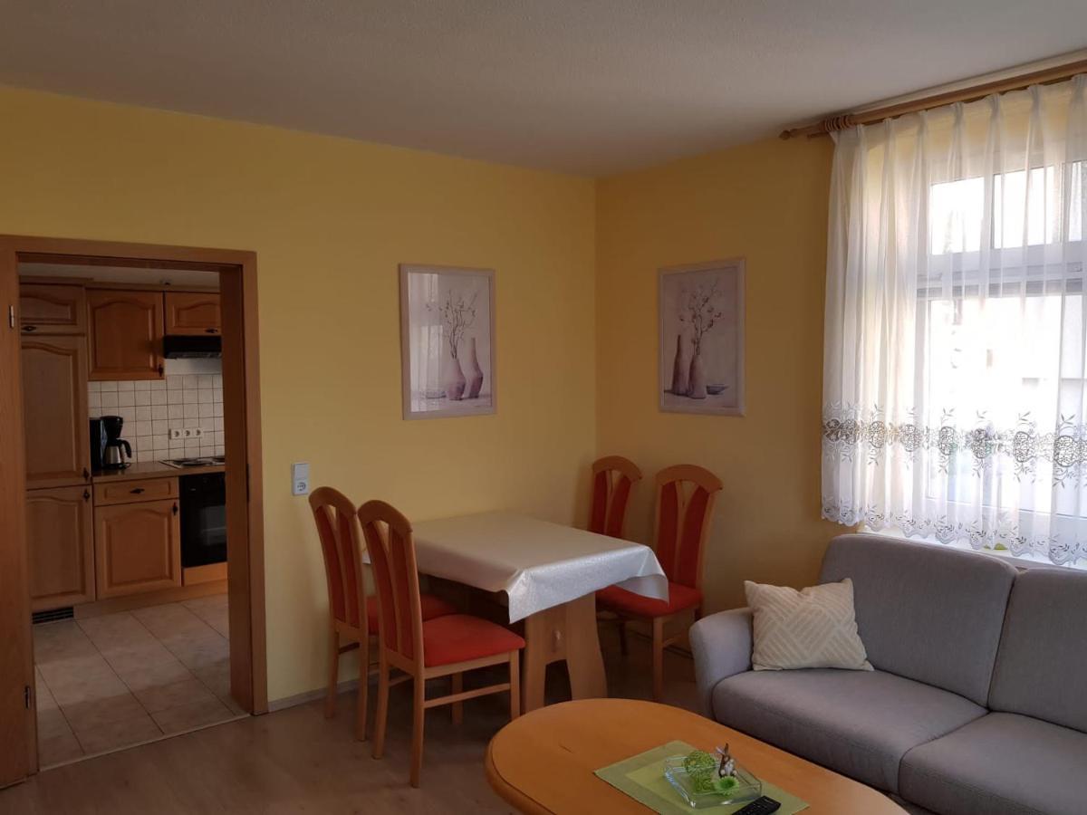 Ferienwohnung Karlguth Neustadt in Sachsen Buitenkant foto