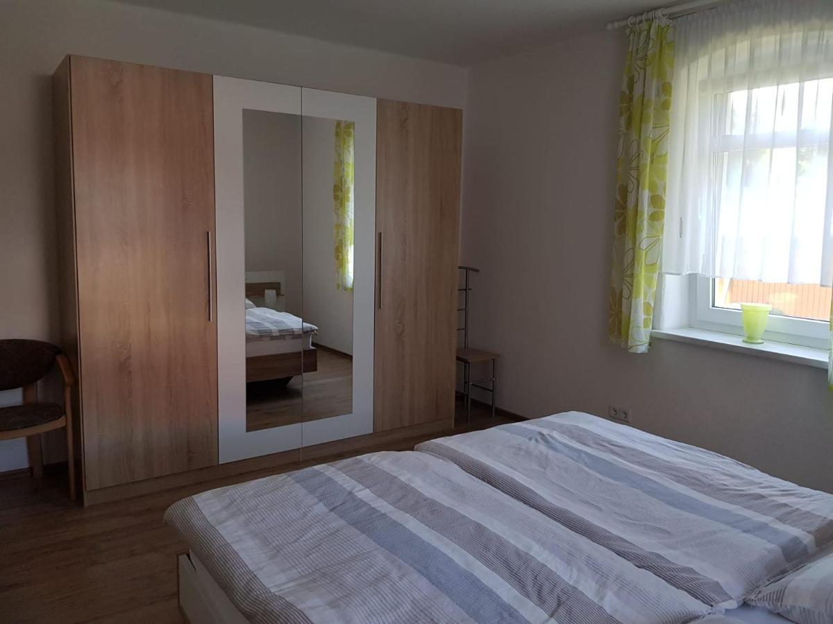 Ferienwohnung Karlguth Neustadt in Sachsen Buitenkant foto